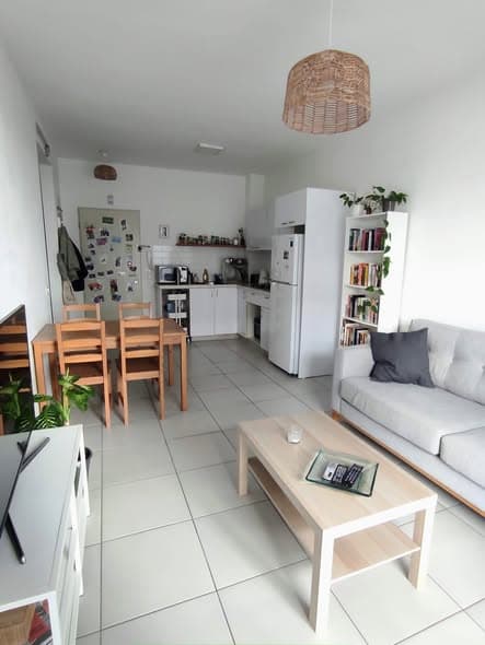 2 room sublet in Florentin - Photo 1